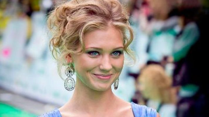 Актриса Кристина Асмус получила травму на съемках «Без страховки» 