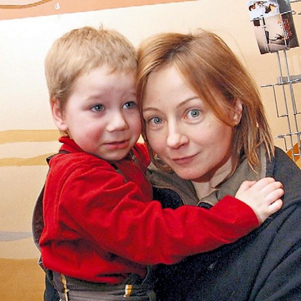 Евгения Добровольская с сыном Яном