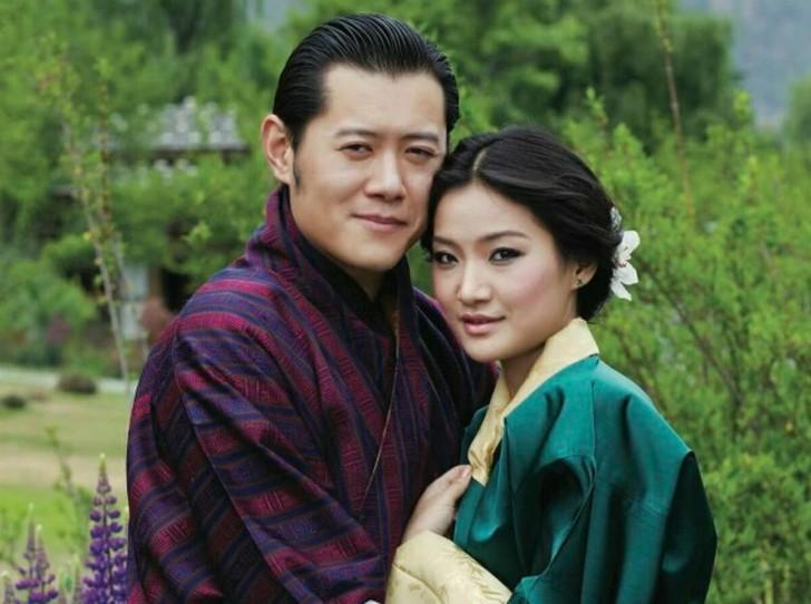 Король Бутана с женой