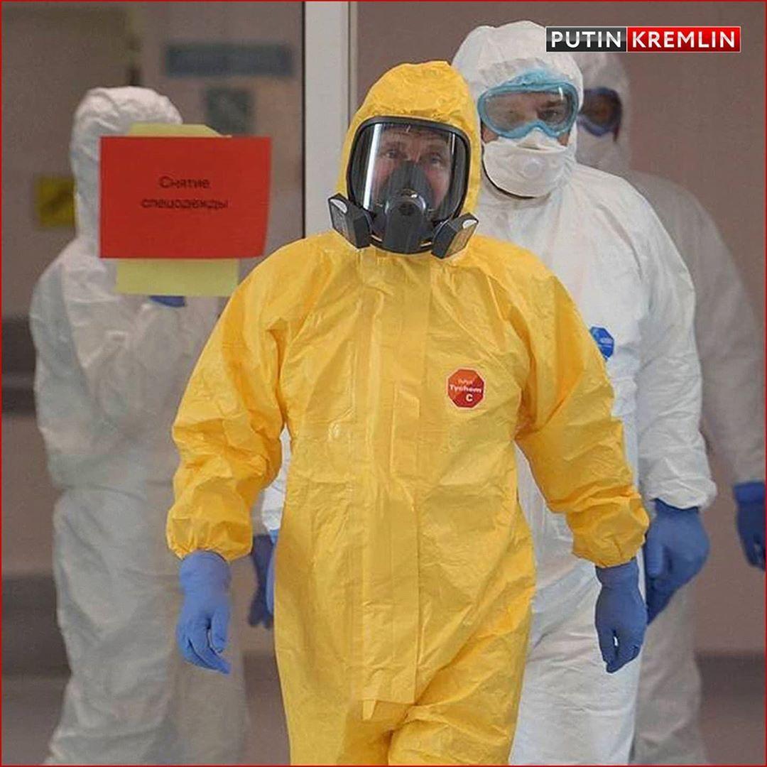 Владимир Путин в инфекционной больнице