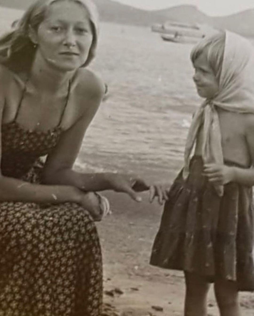 Анна Михалкова с мамой