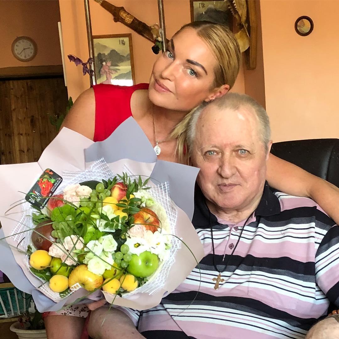 Анастасия Волочкова с отцом