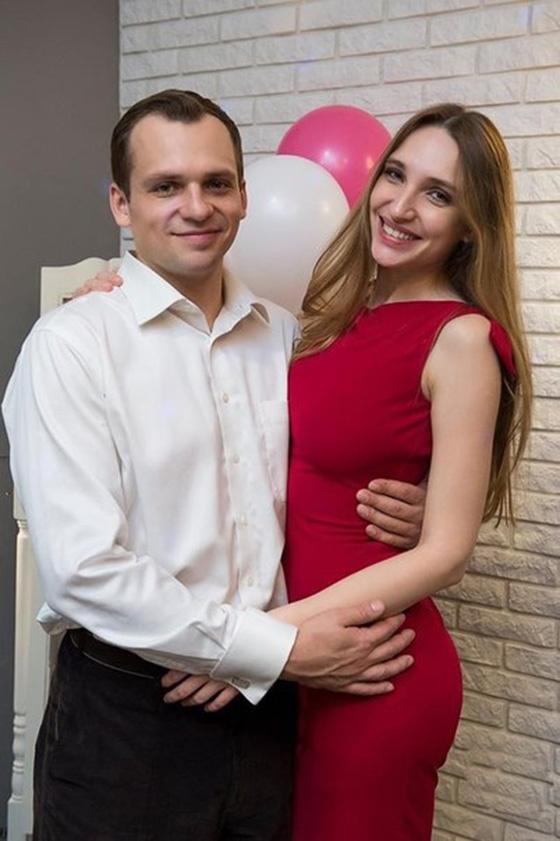 Жена уехала от перенесшего инсульт Алексея Янина