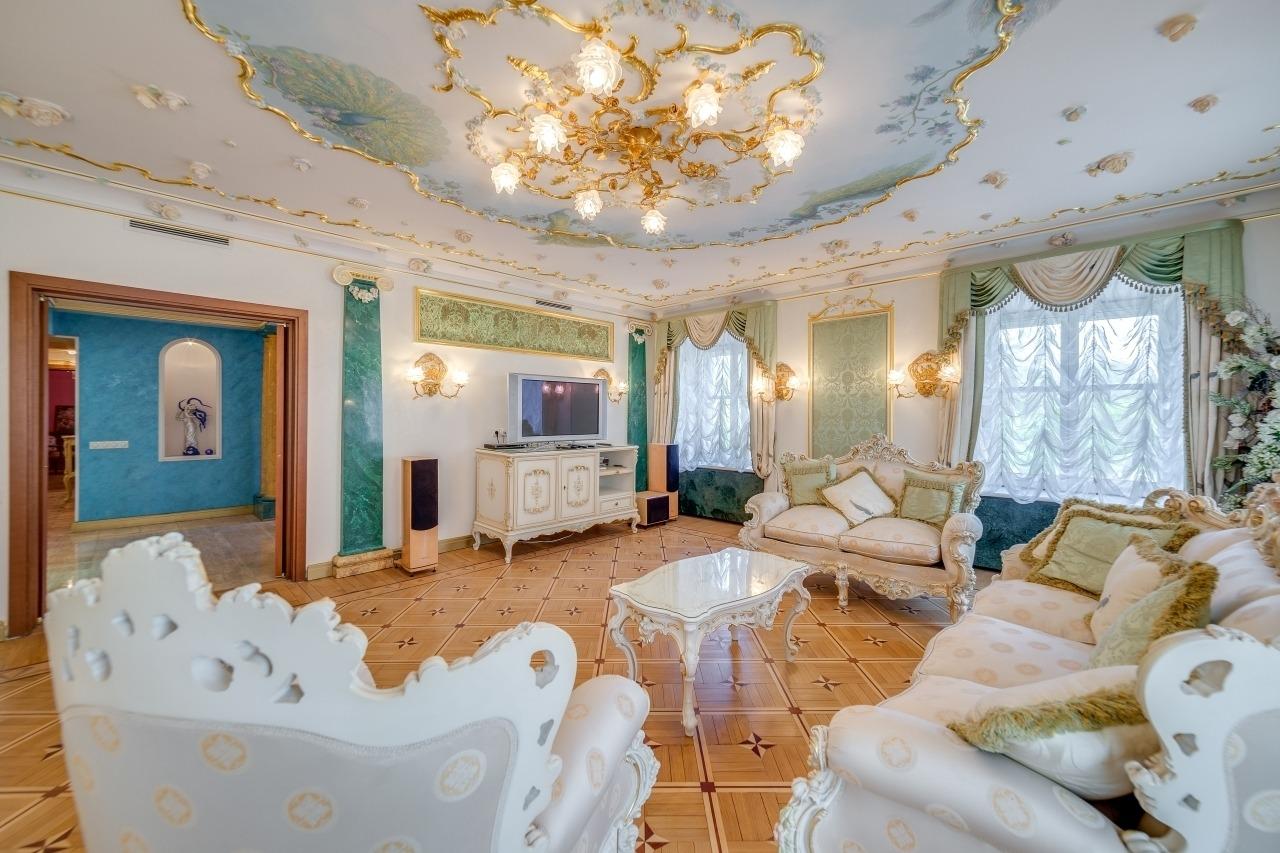 Гостиная в квартире Анастасии Волочковой