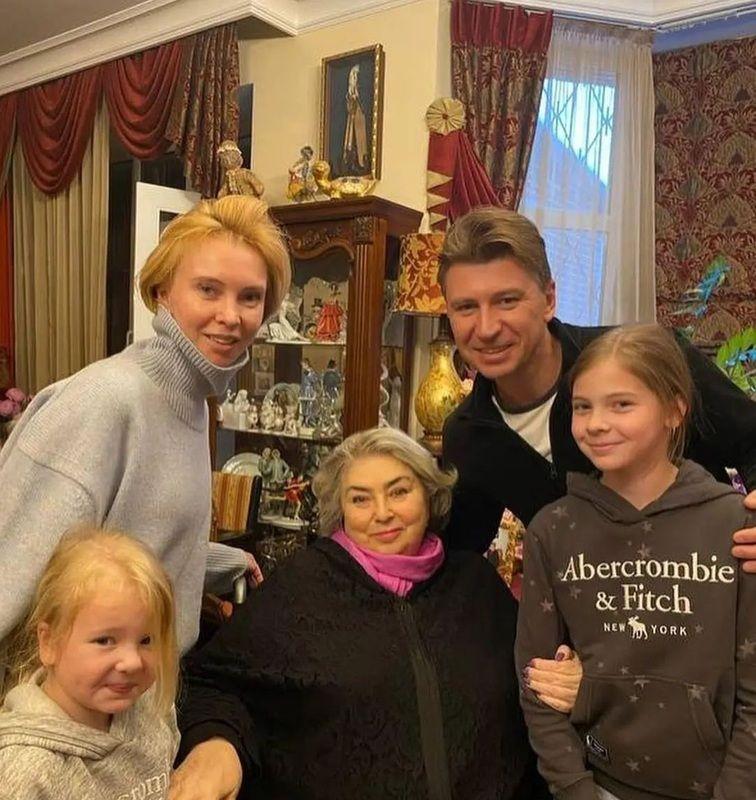 Татьяна Тарасова и семья Алексея Ягудина