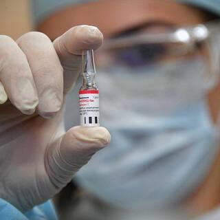 Авторитетный журнал Lancet подтвердил высокую эффективность вакцины Спутник V