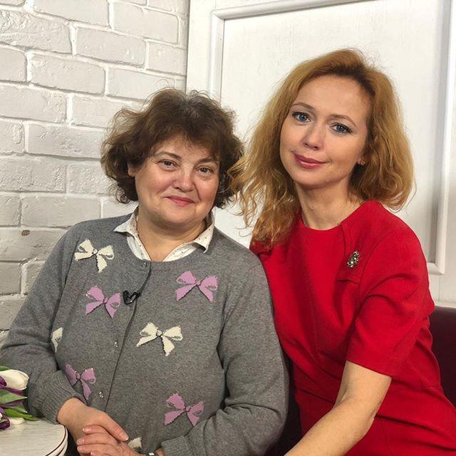 Актриса Елена Захарова с мамой Натальей Георгиевной