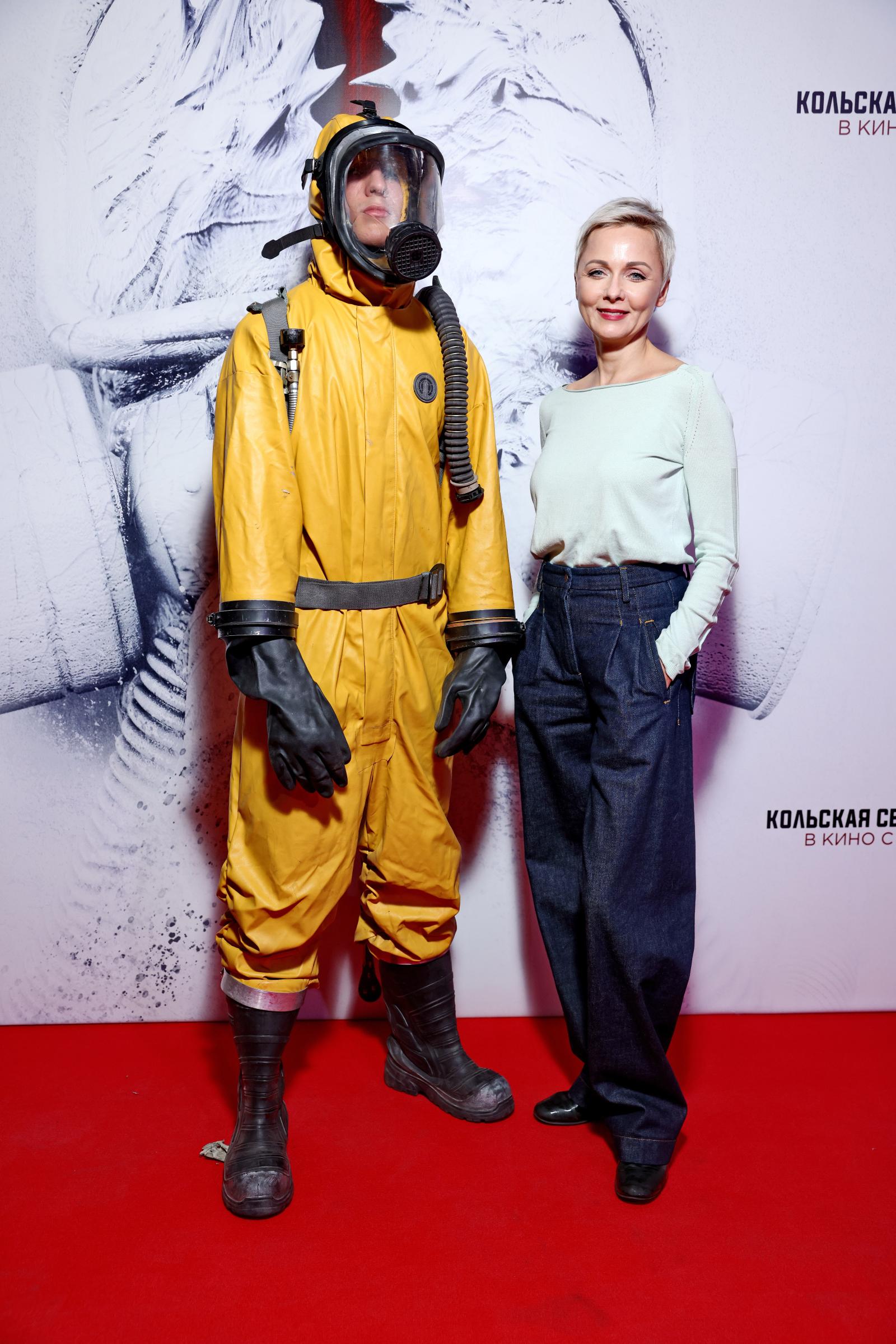 Дарья Повереннова, Янина Студилина с мужем, Аглая Тарасова и другие на премьере «Кольской сверхглубокой» 