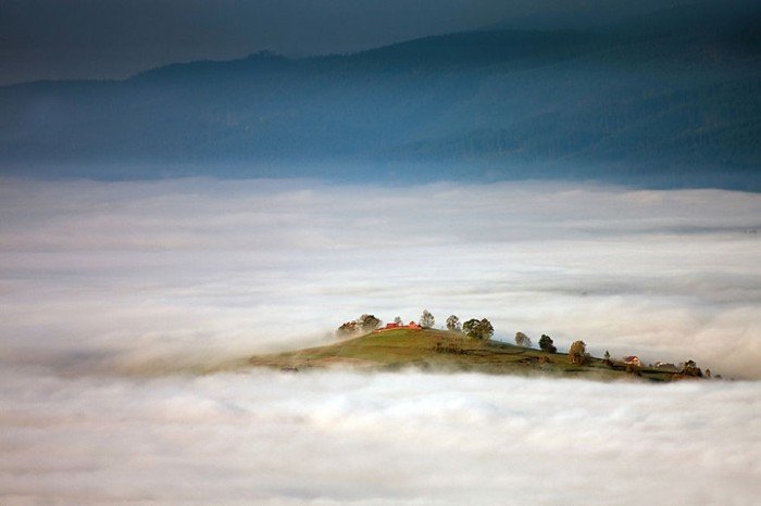 Удивительные пейзажи в объятиях тумана