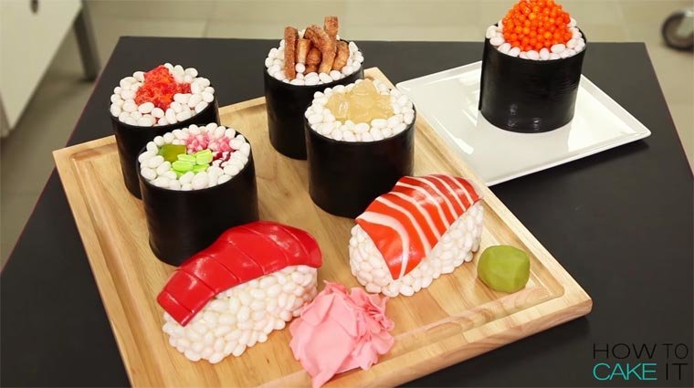 Сладости в виде суши