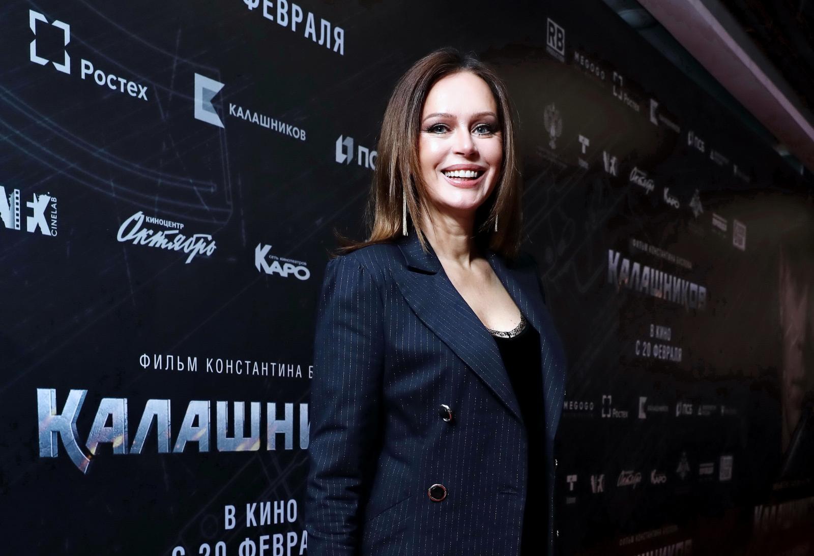 Ирина Безрукова, Марина Зудина, Клим Шипенко и другие звезды посетили премьеру фильма «Калашников»