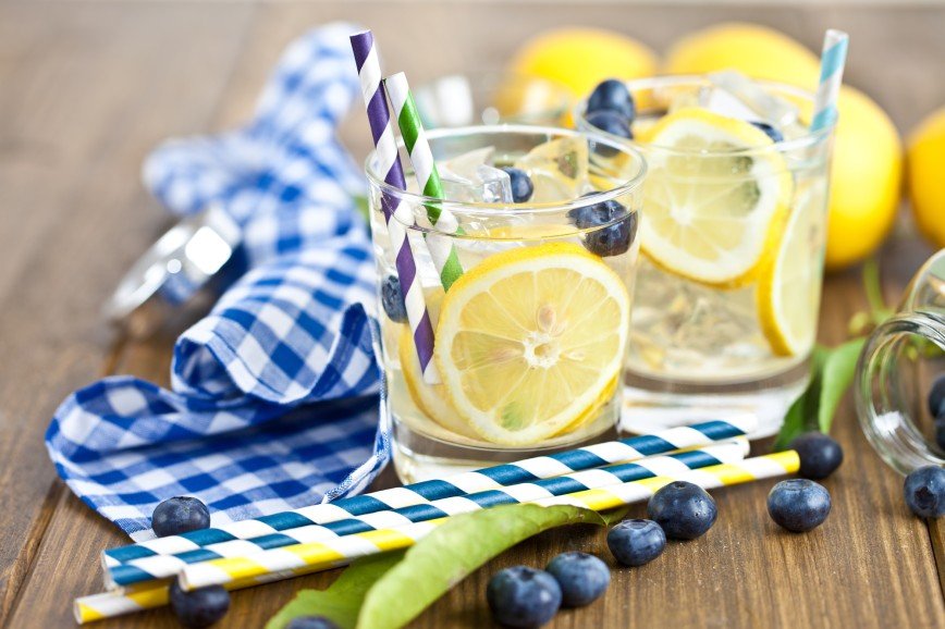 Вкусное охлаждение: почему в жару вам обязательно стоит попробовать домашний лимонад