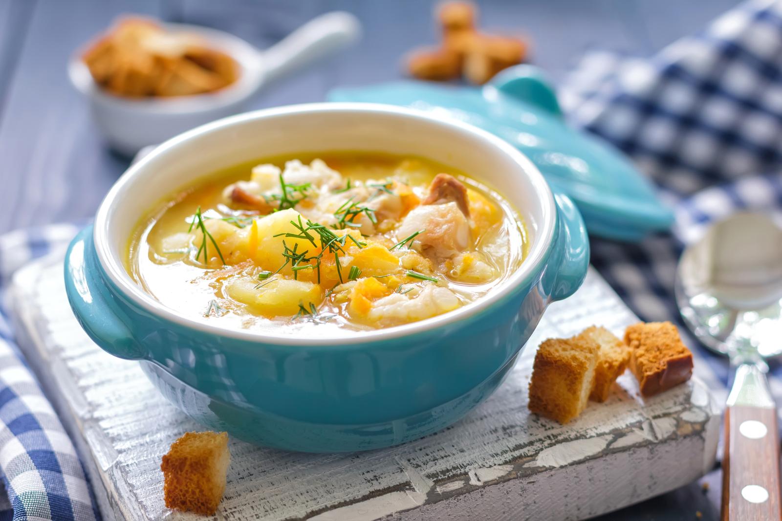 Зимняя еда: три рецепта сытных и согревающих супов к обеду