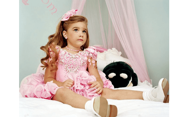 Депутат Милонов хочет запретить детские конкурсы красоты
