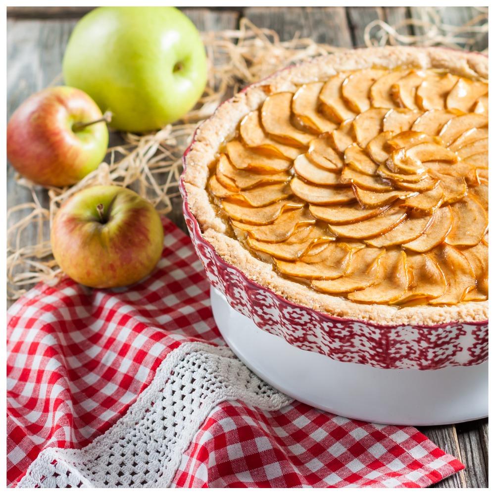 К празднику! Четыре рецепта нежных и ароматных пирогов с яблоками