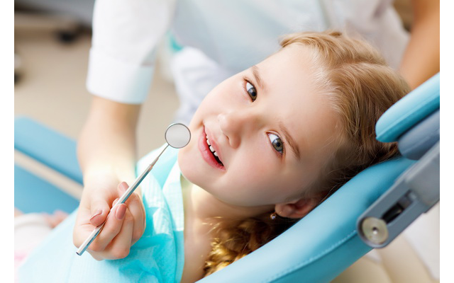 В Австрии курильщики оплатят стоматологию детям