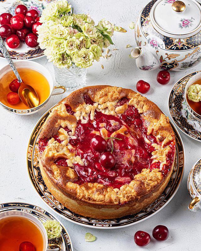 Шикарный десерт для пикника: готовим вкусный вишневый пирог