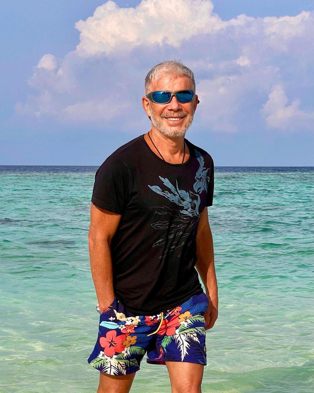 Олег Газманов подвел итоги мальдивского отпуска задорным видео, показав шикарную фигуру