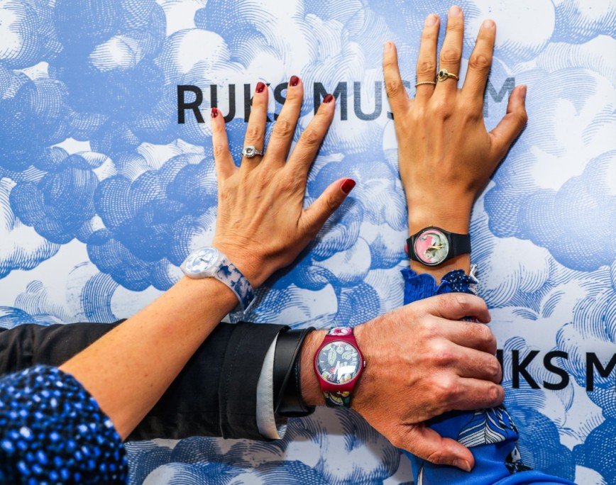 Циферблаты часов украсили шедевры музея Rijkmuseum